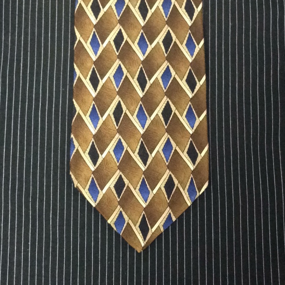 Nice brown and blue silk tie